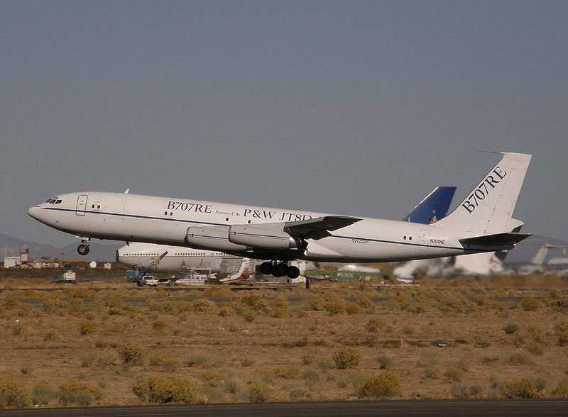 Boeing 707